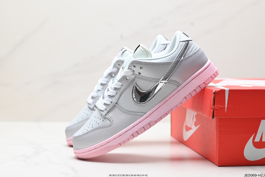 Nike Dunk Shoes